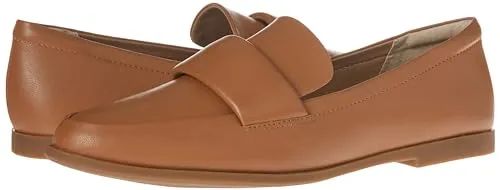 Amazon Essentials Women's Soft Moc Toe Loafer, Camel, 9