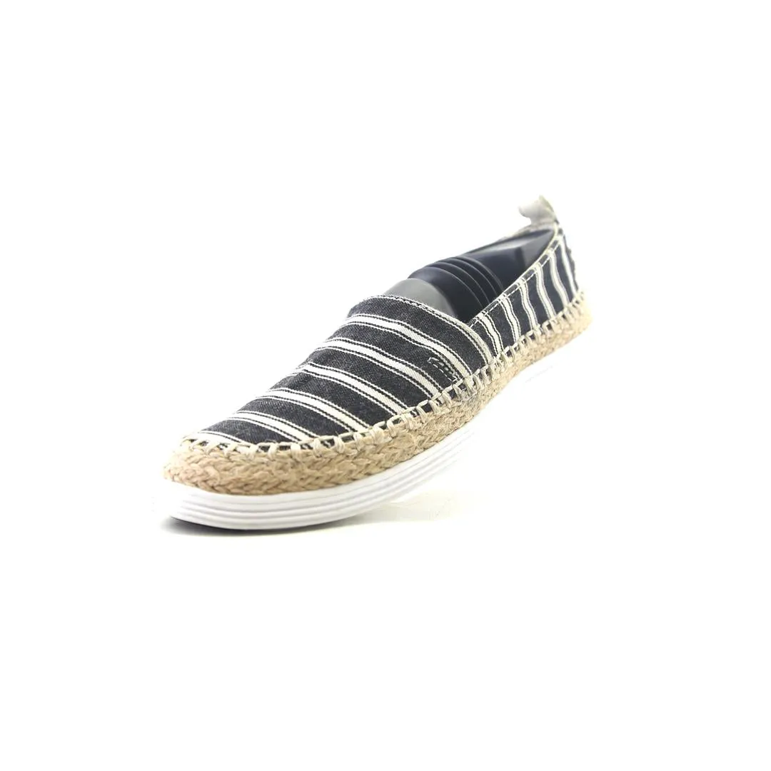 COLE HAAN  ESPADRILLE
