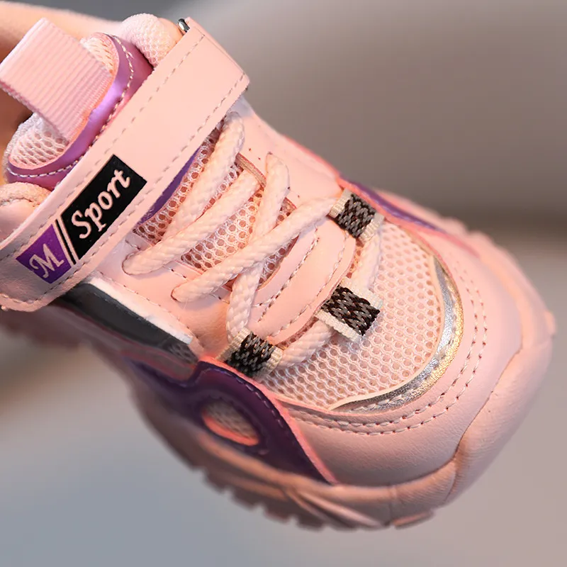 Color Blocking Sport Sneakers