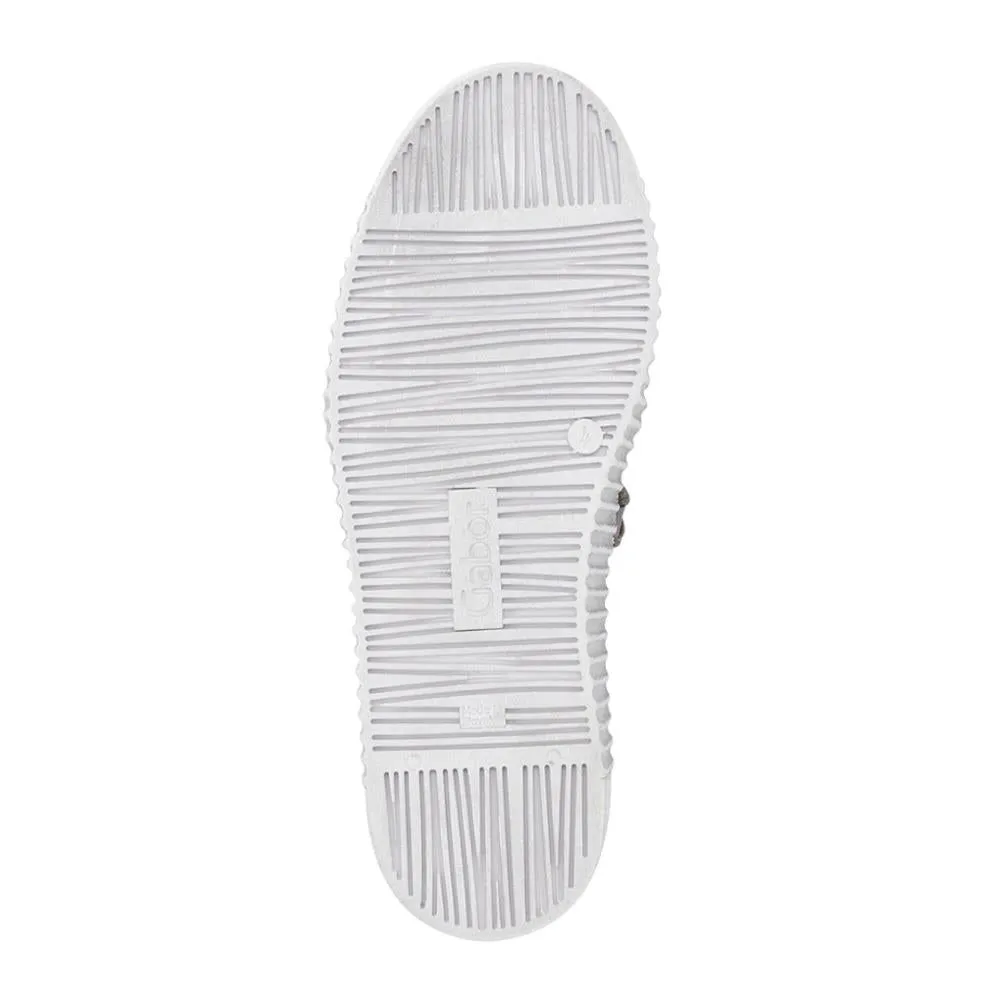 Lace-Up Low-Cut Sneakers / 319 497