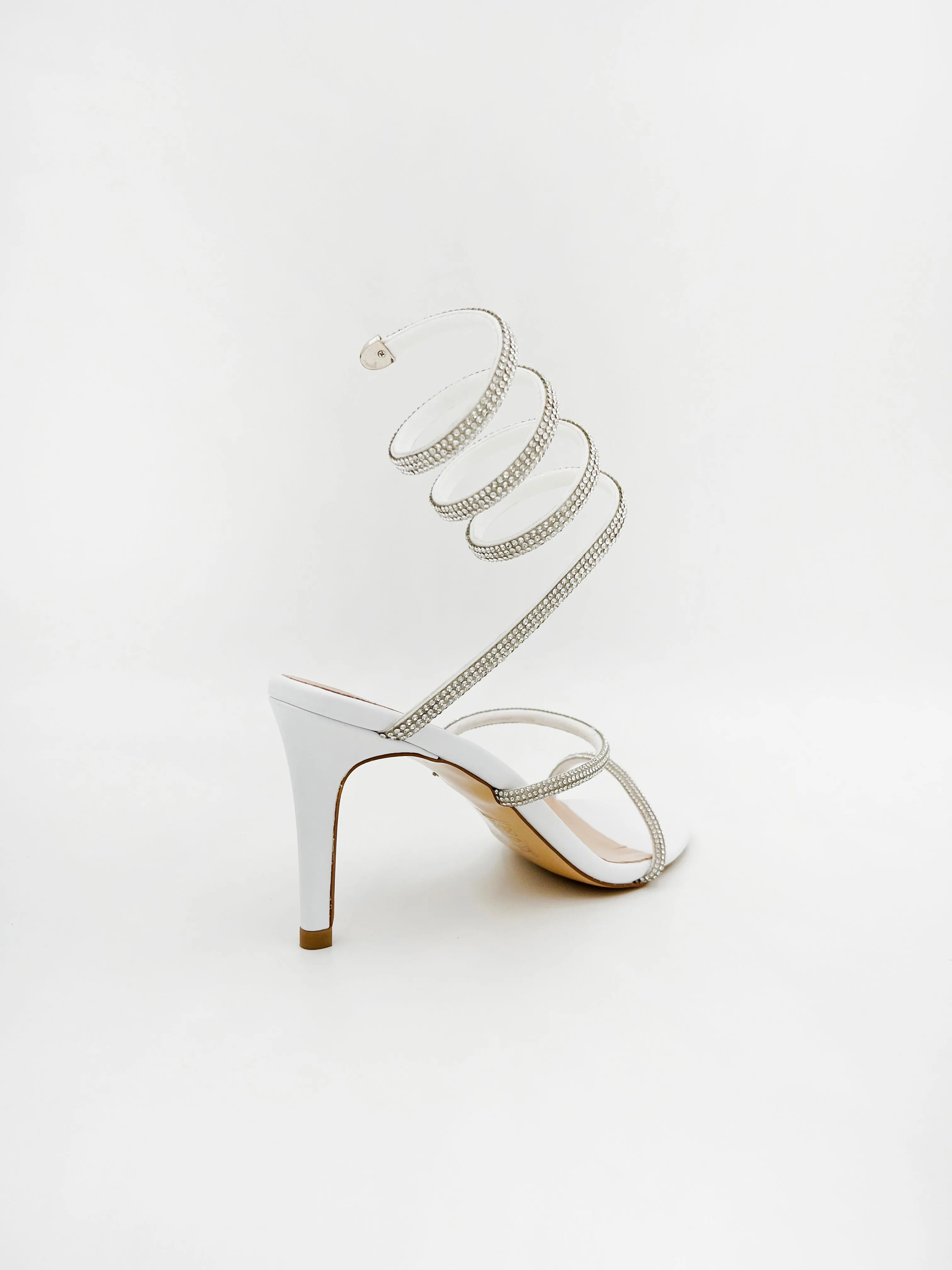MEDIUM HEELED SANDALS IN WHITE