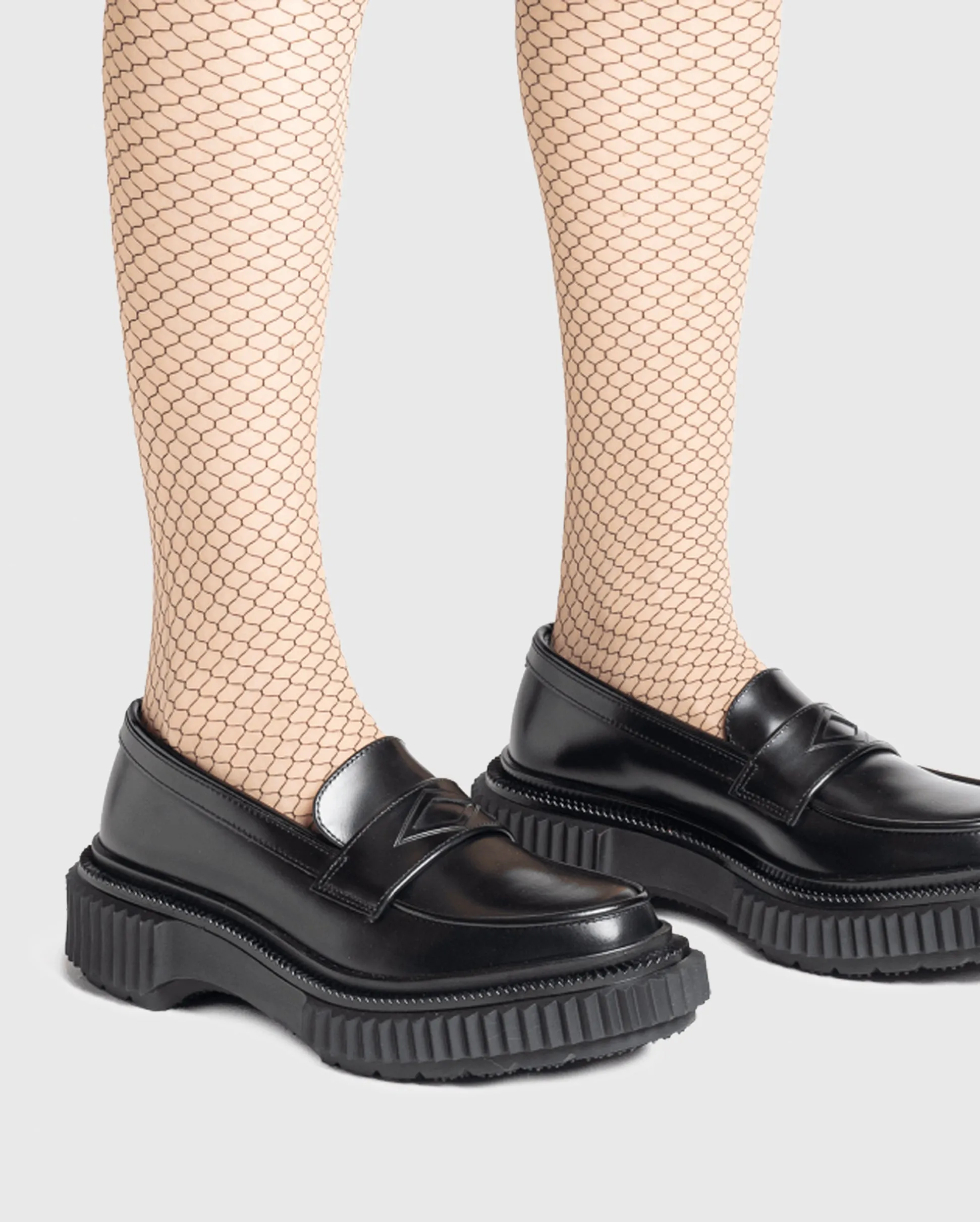 WMN TYPE 182 / BLACK